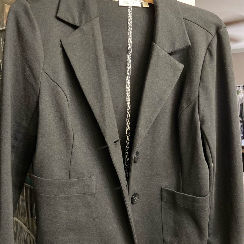 Women’s black blazer